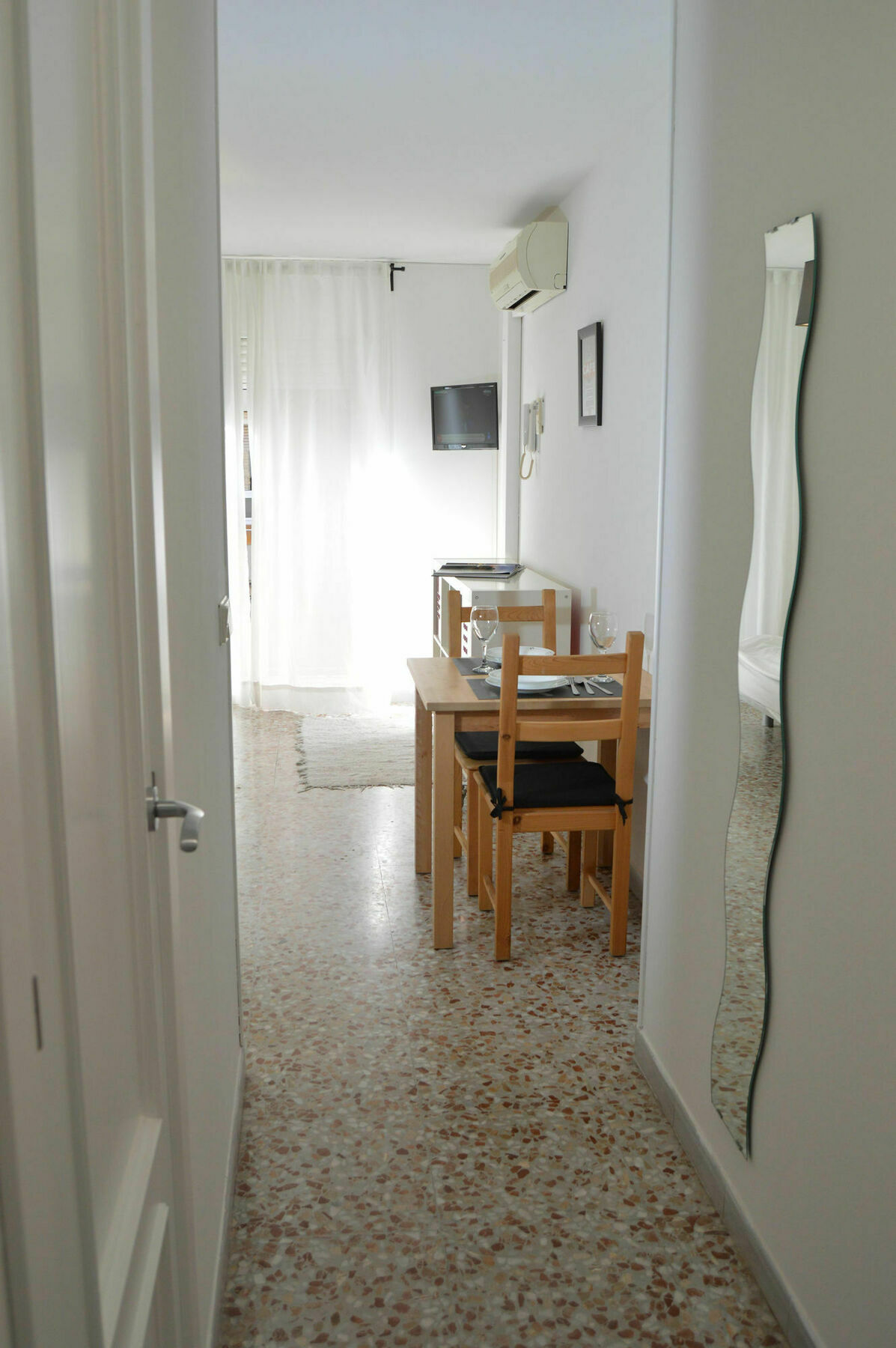 Tarragonasuites 5-st Miquel 714